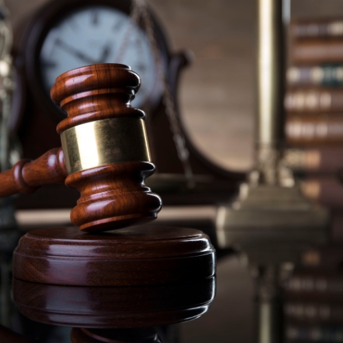 Consulenza legale con avvocato civilista a Acireale